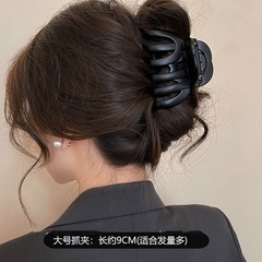 超能はかぼちゃを挟んで大きいサイズの髪を挟みます。