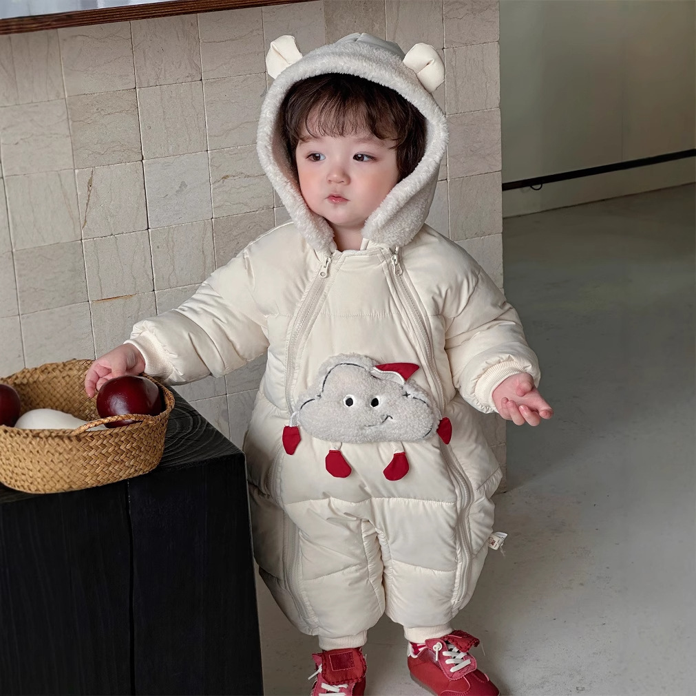 Nuevo Mono de Invierno 2025 Estilo Coreano con Diseño de Nube para Bebé, con Forro Polar y Relleno de Algodón, Elegante Traje de una Pieza para Niños