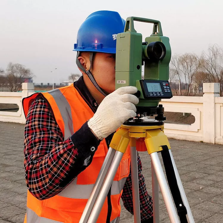 Changzhou Dadi Laser Electronic Teodolite Высокоточный измерительный и картографический лазер с двумя окулярами и двумя лазерами
