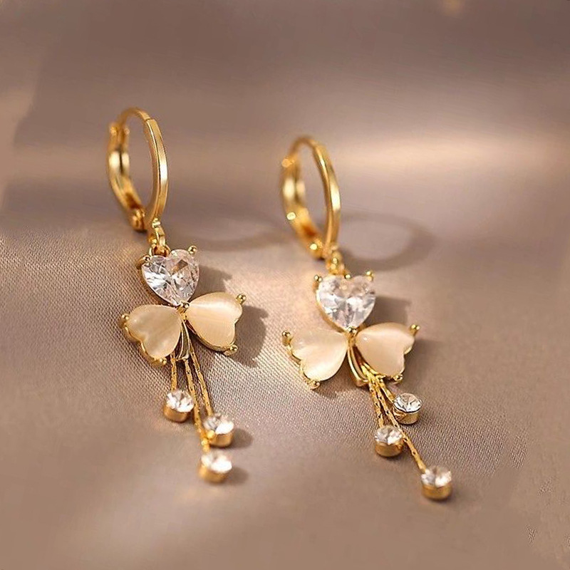 Daily Occasion Alloy Material 1 Pair Simple Style Heart Shape Inlay Alloy Zircon Drop Earrings