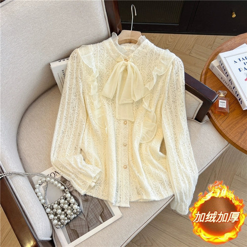French-style designer solid-color bow shirt for women—winter base layer, chic little top with flowing ribbons and lace-matching long-sleeved blouse.