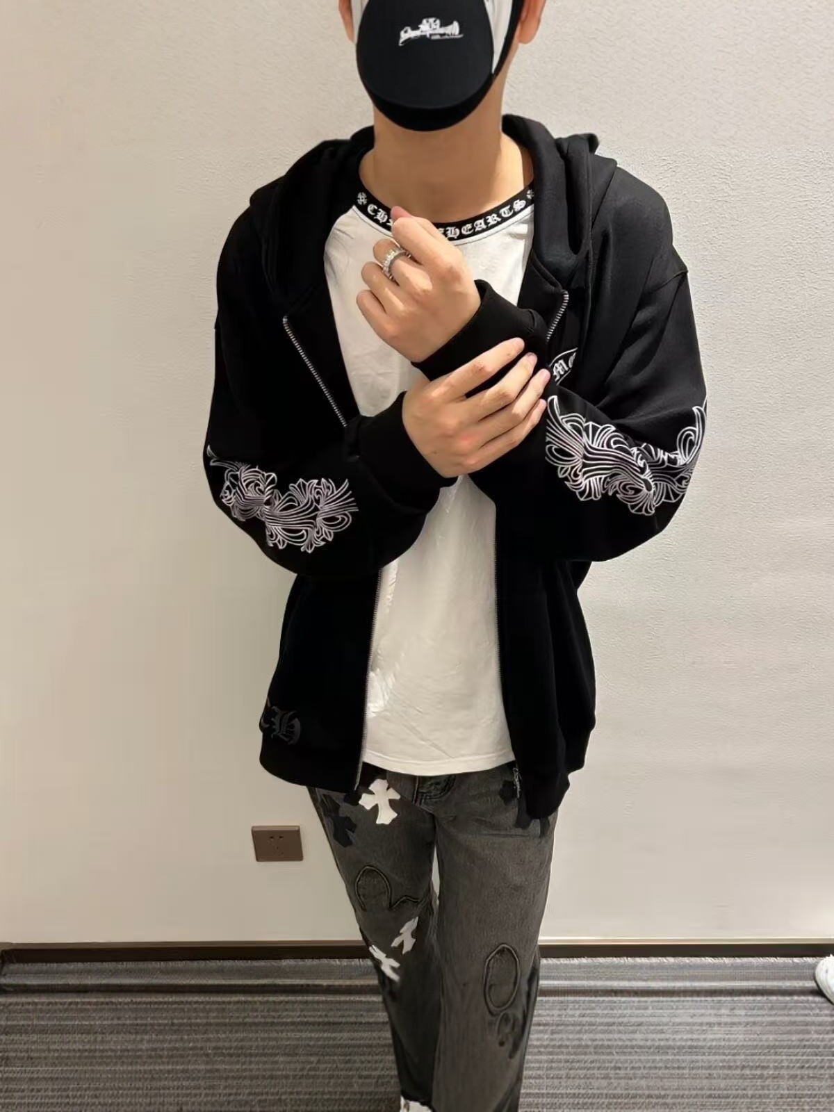 26新款克罗伈马蹄花拉链连帽卫衣男宽松潮牌情侣款纯棉印花外套