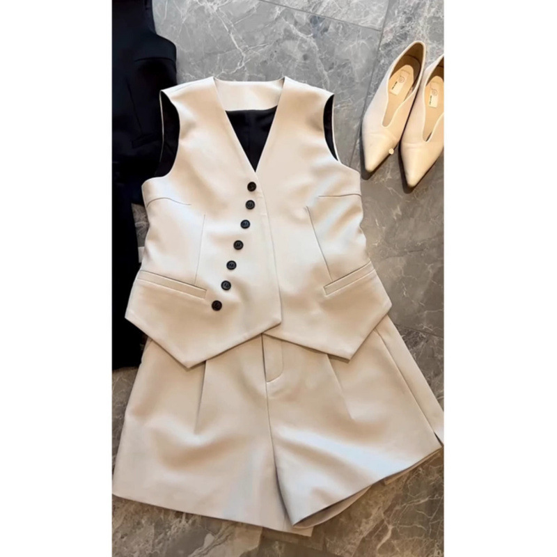 2025 Summer Elegant Ladylike Suit Ladylike Style Professional Vest with Shorts Two-Piece Set