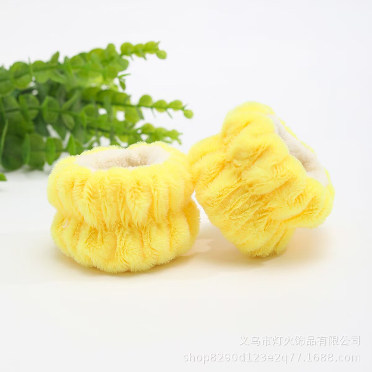 Otoño e invierno lindo oso lavado de cara con banda para el cabello, terciopelo de conejo de jade, banda para el cabello de dibujos animados tridimensional a juego, maquillaje, mascarilla facial, accesorios para el cabello