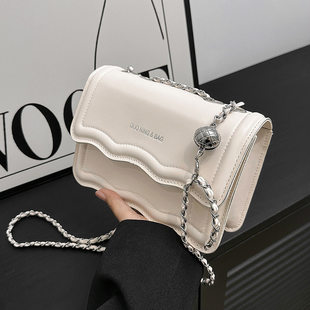 Retro demi-season solid color one-shoulder bag for leisure, chain bag