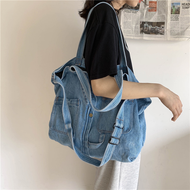 Autumn New Ins Fashion Simple Shoulder Bag Large Capacity Versatile Shopping Bag Student Work Clothing Travel Tote Bag