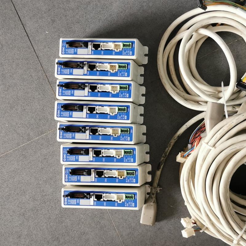 A010*实价 LE-CP-3 LE-CP-1  IAI控制器连接线  二手