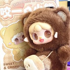 正品Yooki V4 氧氧四代咬一口小熊系列盲盒毛绒搪胶挂件女生礼物