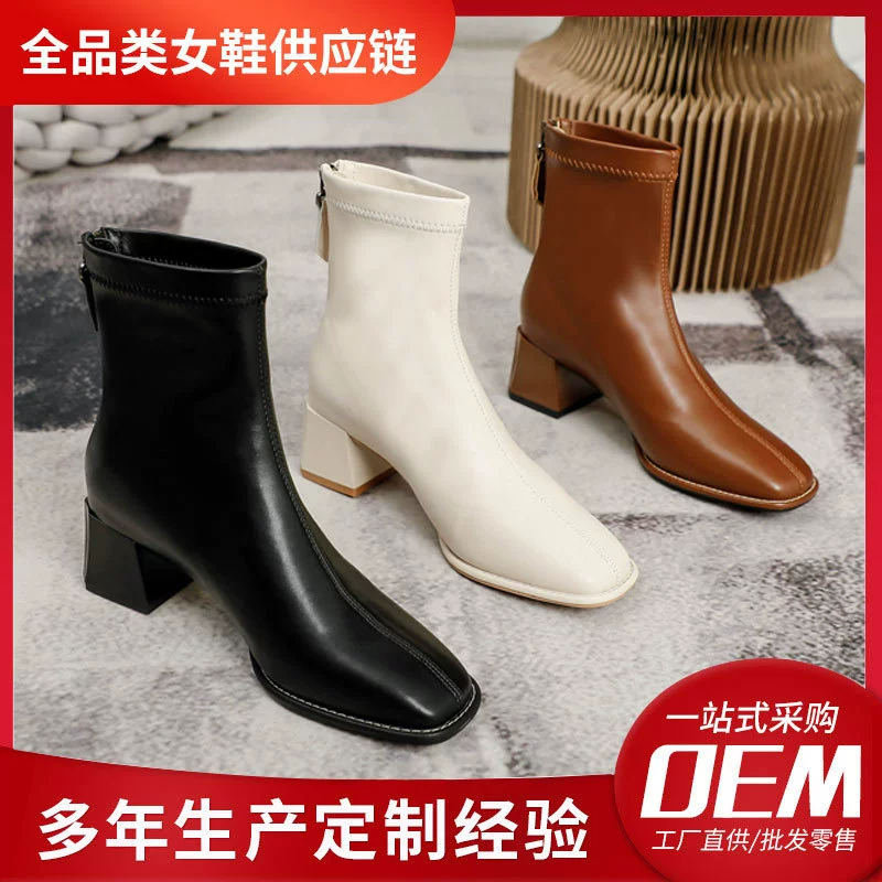 Индивидуальные женские короткие сапоги на высоком и массивном каблуке, новинка 2025 года, сапоги с французским квадратным носком, весенне-осенние сапоги, модные облегающие сапоги средней длины.