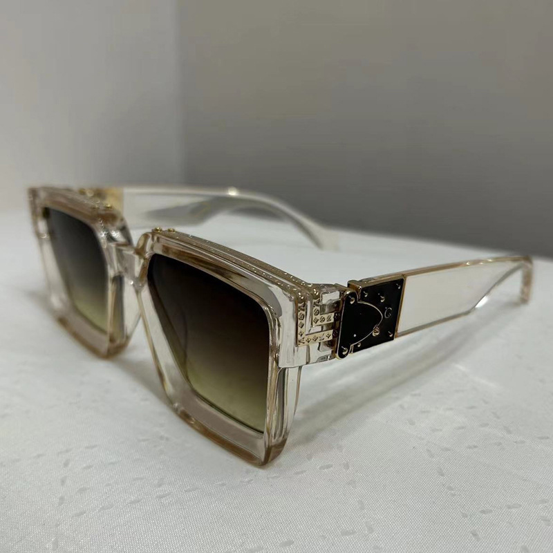 Millionaire per la street photography maschile Occhiali da sole quadrati influencer di Instagram_voghion.com