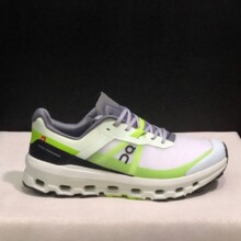 On����Cloudrock2Waterproof������Ů����һ����ˮ���е�ɽ�˶�Ь
