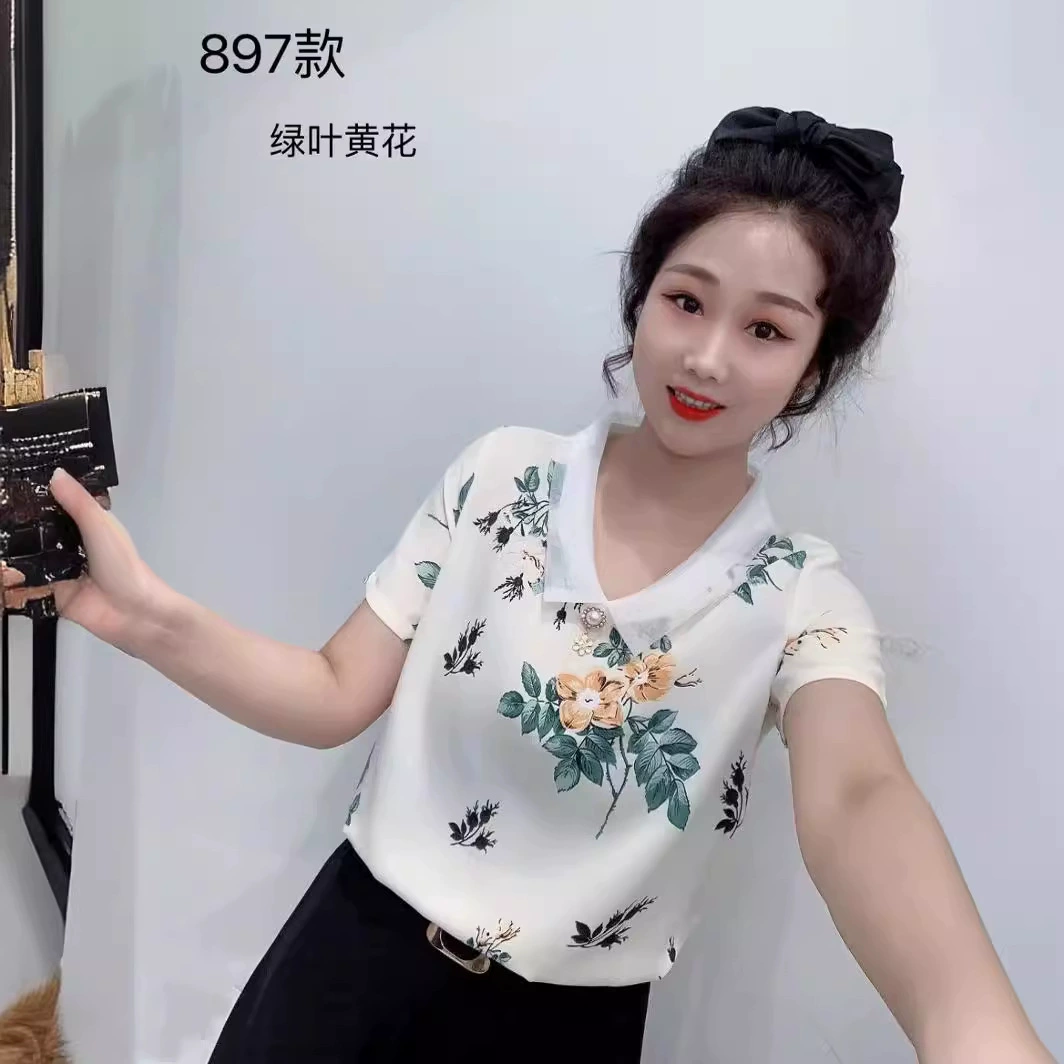 Высококачественная иностранная летняя одежда для мамы среднего возраста, тонкая футболка, маленькая рубашка, модная свободная и уменьшая возраст, универсальный темпераментный топ для женщин