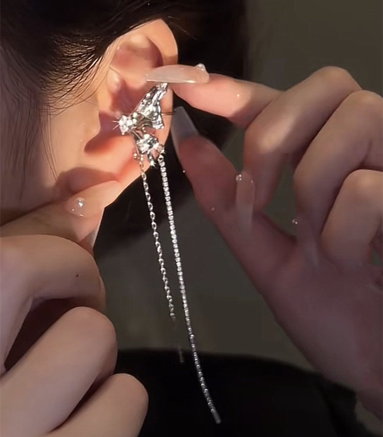 Butterfly Tassel Light Luxury Zirconium Unilateral Wing Ear Clip 2 undefined