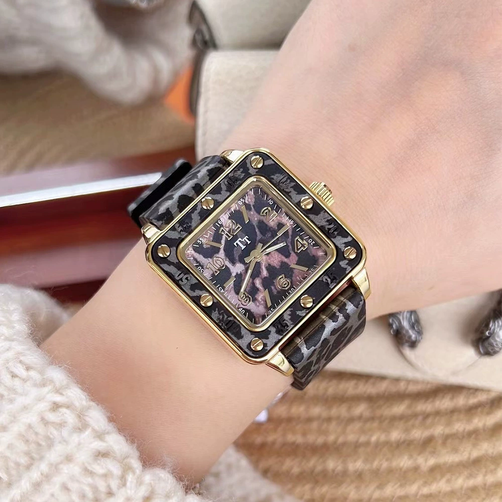 Производитель поставляет TT Tita Tower Leopard Tattoo Founded Watch Женские властные ретро крупный циферблат Женские часы с простым темпераментом Личный часы