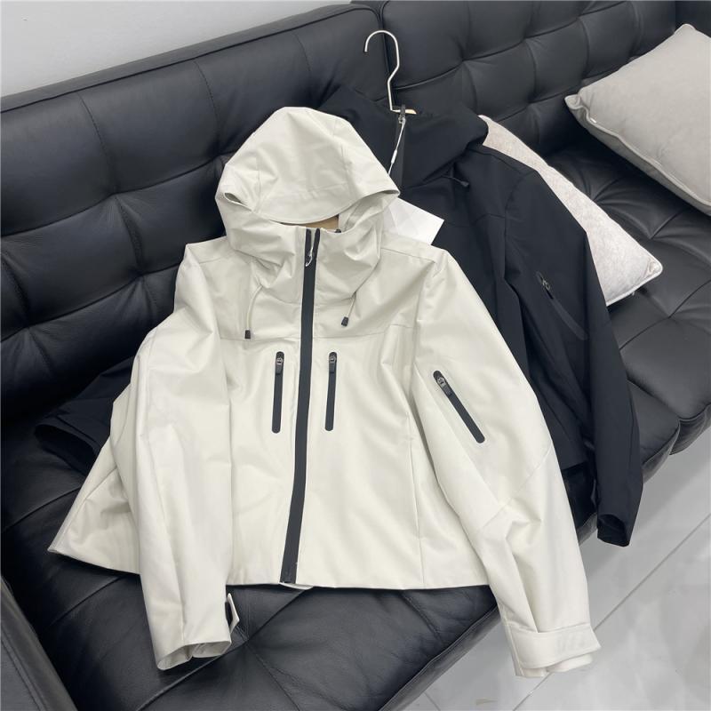 小个子纯色连帽简约休闲宽松百搭冲锋衣外套女2024春秋新款夹克潮