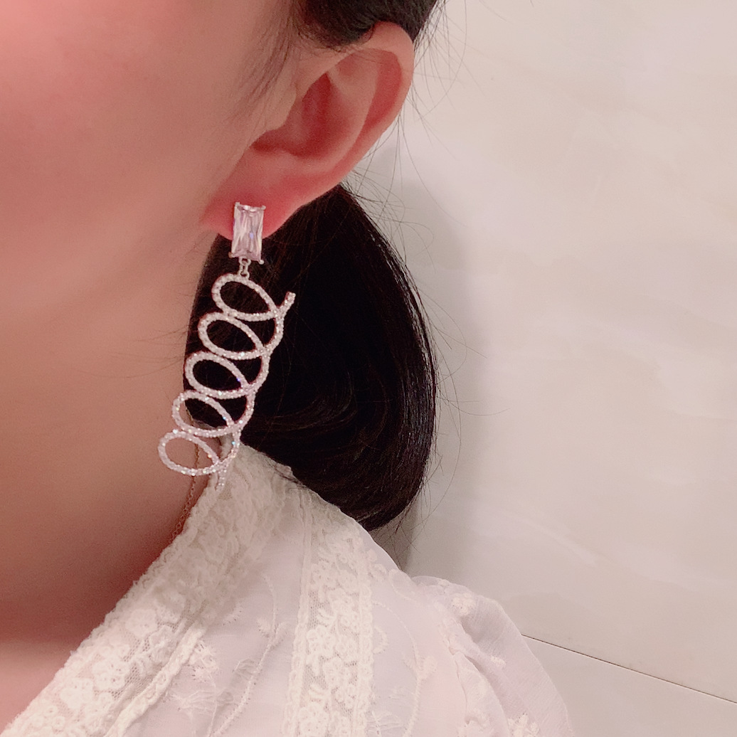 Boucles D&#39;oreilles Longues Pampilles Cœur Simple display picture 1