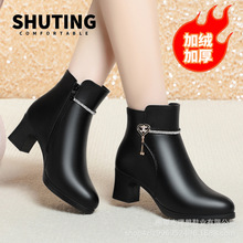 妈妈棉鞋女冬季防滑中跟短靴加绒粗跟中老年女士棉靴厂家一件打发