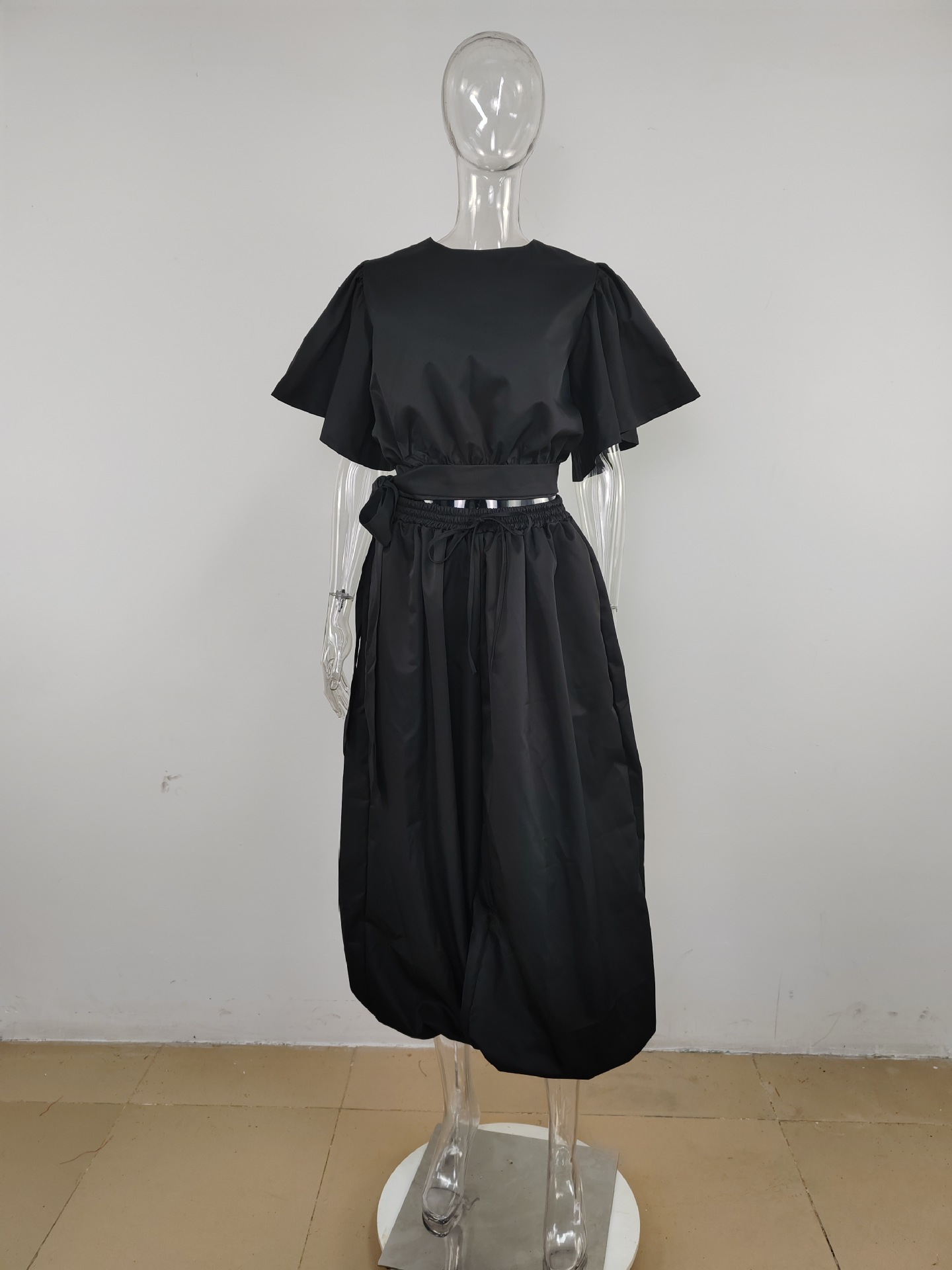 Women Lantern Cropped Top Pocket Trousers Set