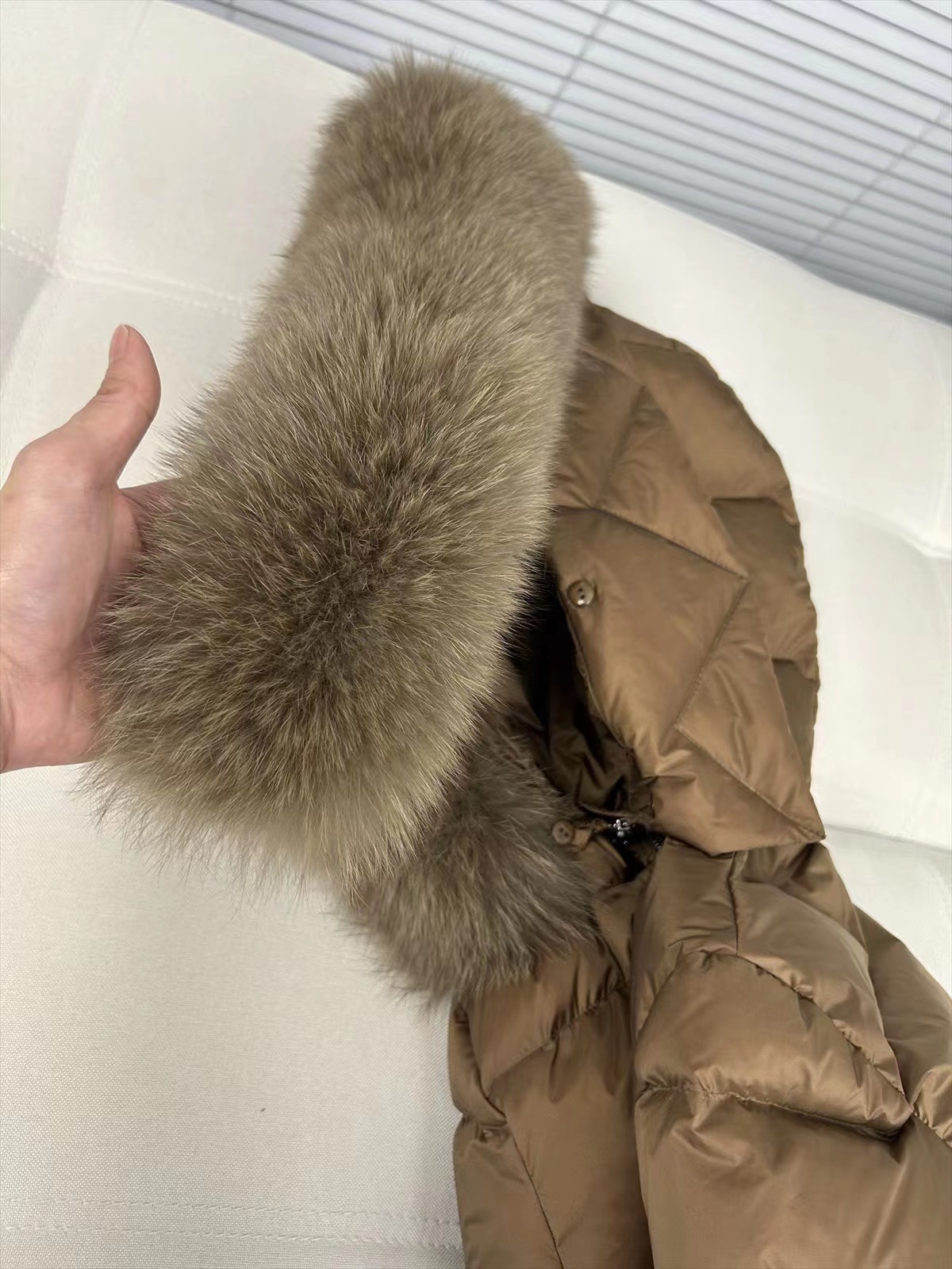 Autumn Winter New European Style Waist Slimming 90 White Duck Fox Fur Collar Down Jacket Women Short Trendy Coat_voghion.com