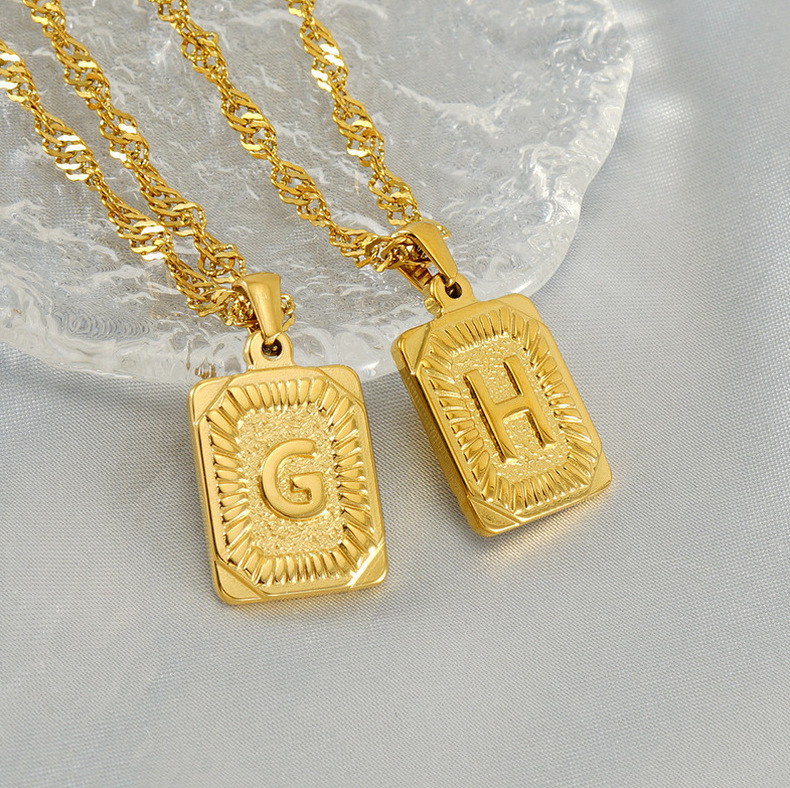 304 Stainless Steel 18K Gold Plated Casual Letter Pendant Necklace display picture 5