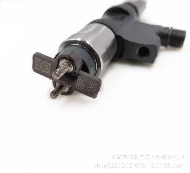 095000-5471 Denso Fuel Injector Assembly Is Suitable for Isuzu 4Hk1-Tc/6Hk1-Tc Engines