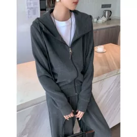 女式针织衫;连衣裙;女式衬衫