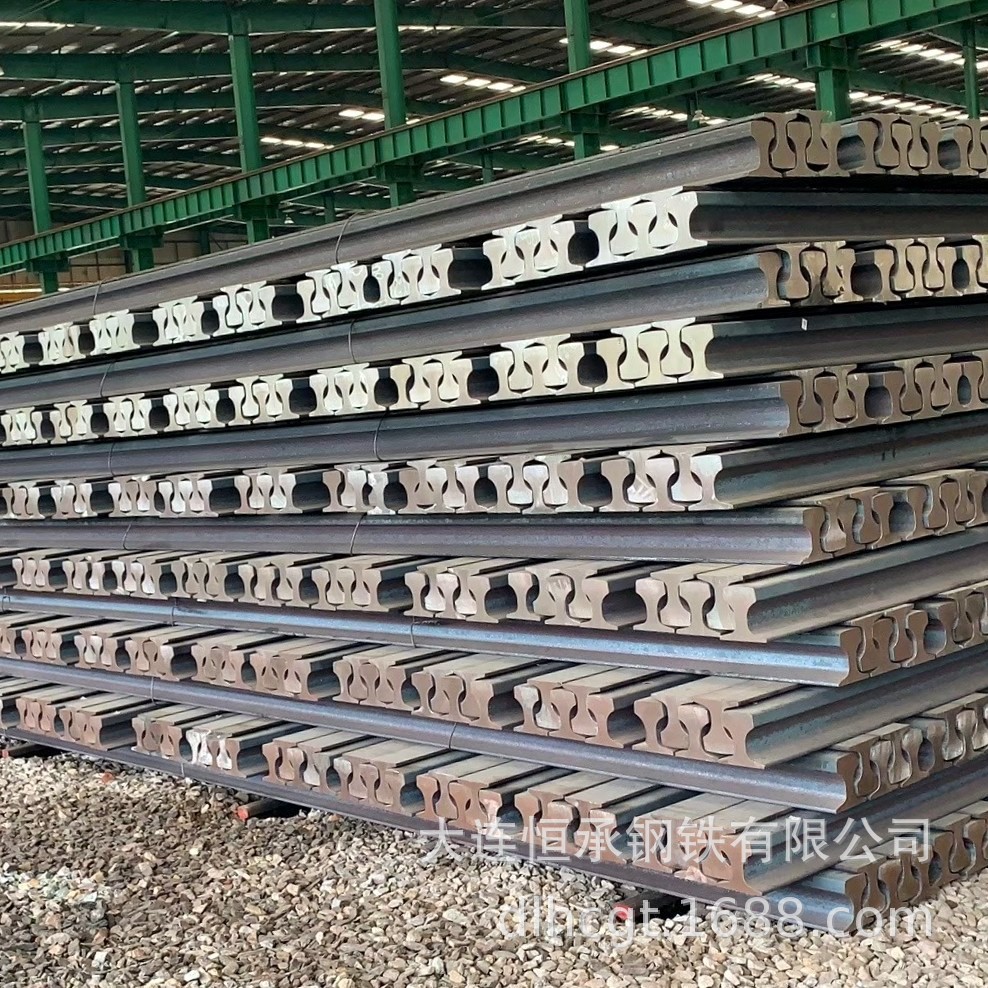 现货销售国标钢轨道轨9kg12kg轻轨15kg18kg24kg轨道钢 矿用铁轨