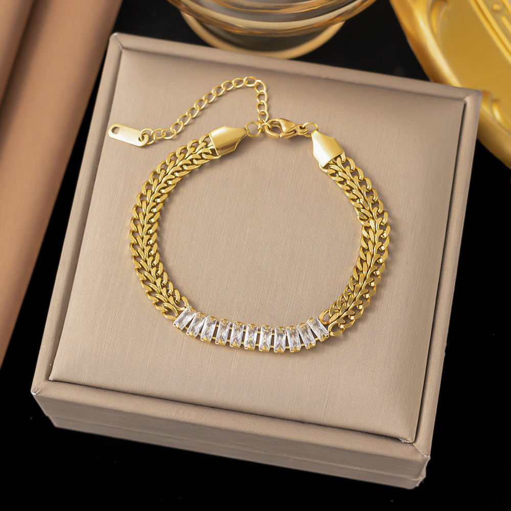 55g Weight Bracelets Classification 1 Piece Quantity Daily, Date Occasion Titanium Steel Material Round, Heart Shape Pattern Women's Gender Plating Design Vintage Style Style Titanium Steel Vintage Style Round Heart Shape Plating Bracelets 2