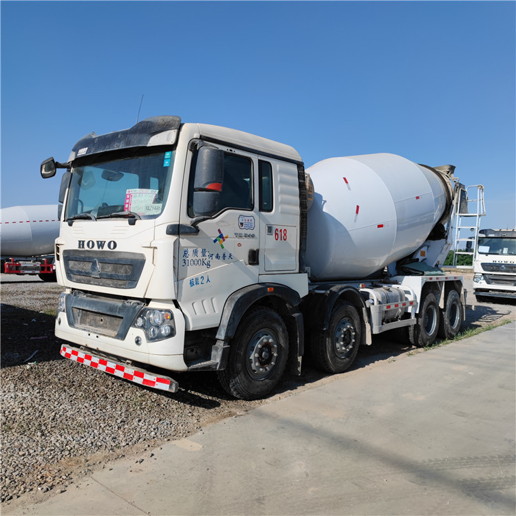 Бетоносмеситель Shaanxi Auto Delong 6x4