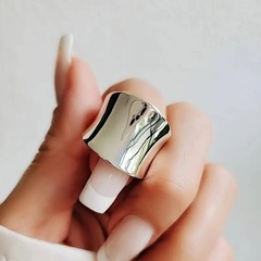 曹適欧米クロスボーダー重工男女指輪個性パンク誇張指環temu熱売起爆彼氏風