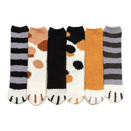Coral velvet mid-tube socks for women in winter thickened and warm cartoon cat claw socks sweet floor socks confinement sleep socks