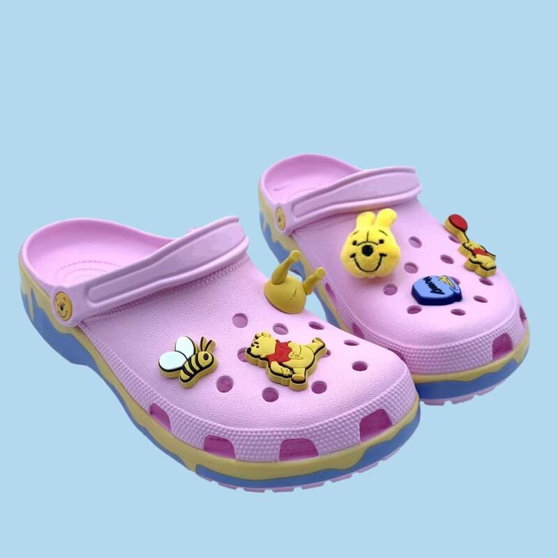 New Croc Shoes Cartoon Winnie the Pooh Pendant Men's and Women's Casual Breathable Soft Sole Beach Shoes Sandals and Slippers
