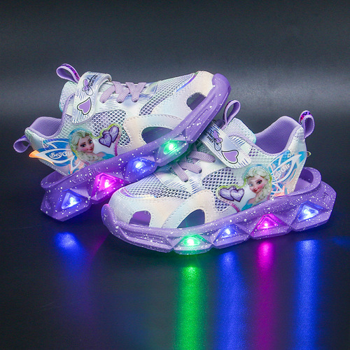 Children's sports sandals with lights for women 2024 summer new mesh girls' sandals for small and medium-sized children and little girls running