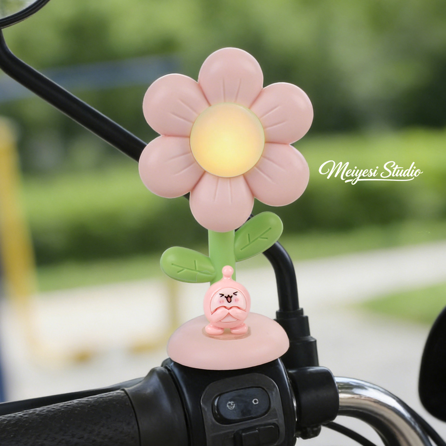 Flores de automóviles eléctricos adornos de luces lindos dibujos animados jefe perro coche de batería bicicleta de noche luces de advertencia accesorios de decoración