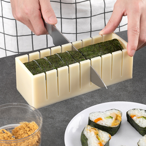 Sushi mold tool kit plastic set seaweed seaweed rice grinder rice ball roll rice material package grated powder