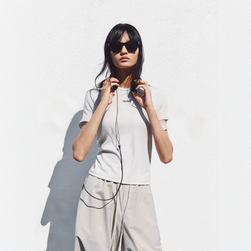 【Same Style as in the Mall】Regular Shoulder T-Shirt 2026 Summer New Tencel Acetate Short Style 2207 【Same Style as in the Mall】Regular Shoulder T-Shirt 2026 Summer New Tencel Acetate Short Style 2207