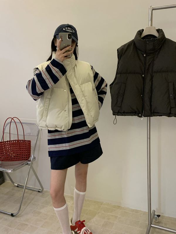平湖霜林2025新款90白鸭绒秋冬韩版百搭女简约短款羽绒服马甲|undefined