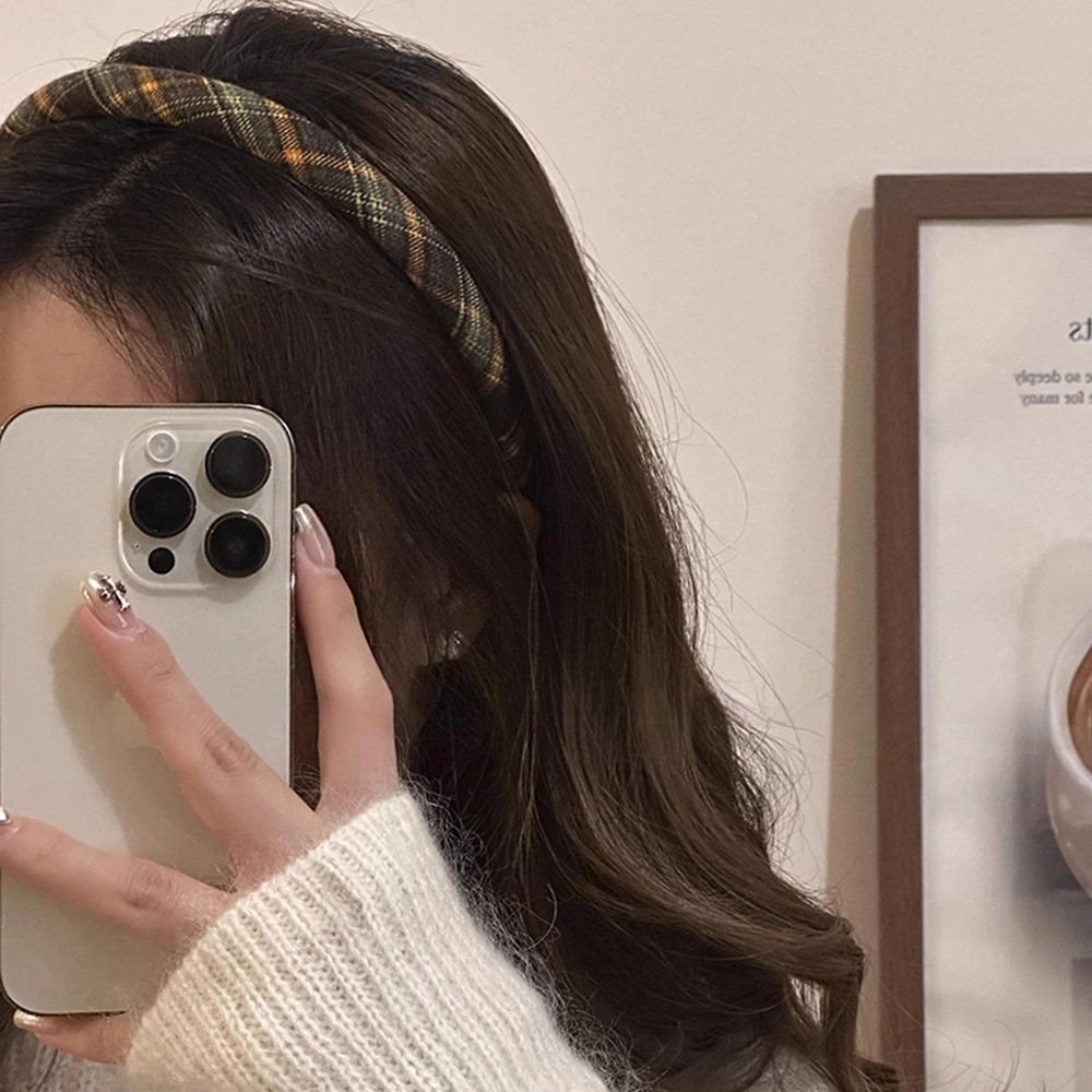 Autumn and winter woolen plaid Maillard thin headband women's 2023 new face wash headband going out versatile high-end hair accessories_voghion.com