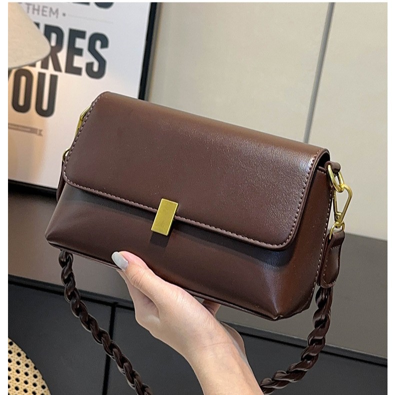 국경 간 무역 레트로 겨드랑이 가방 심플 스몰 스퀘어 백 여성용 2026 신상 숄더백 크로스백 베스트셀러 스타일