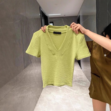 美式辣妹V领短袖弹力紧身打底上衣女夏季修身显瘦沙漏腰纯色T恤