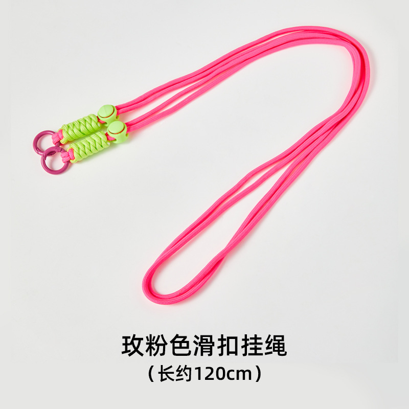 携帯ケースのストラップの首の取り外し可能な部品は、手編みの紛失防止ロープに斜めにまたがってカードのパッチストラップを固定します。