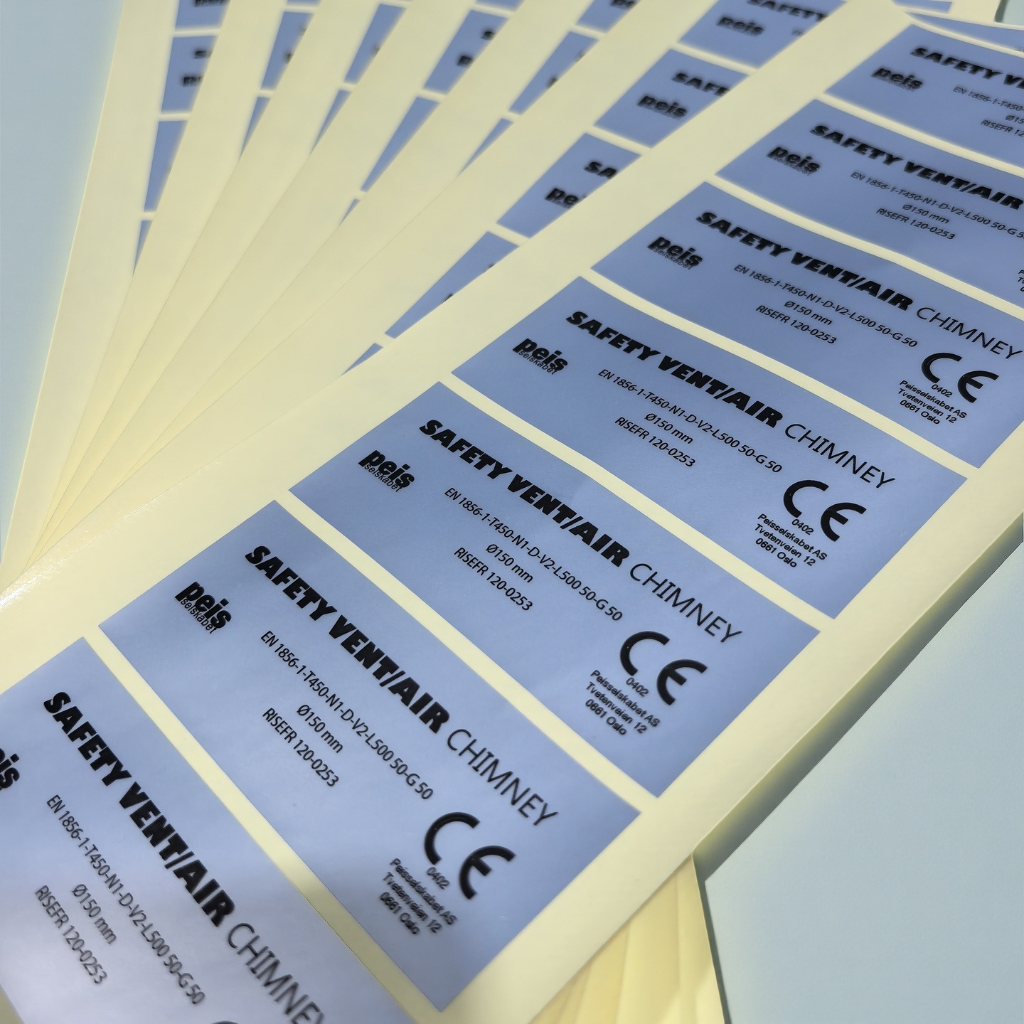 供应二维码不干胶标签，流水号条形码标签印刷加工