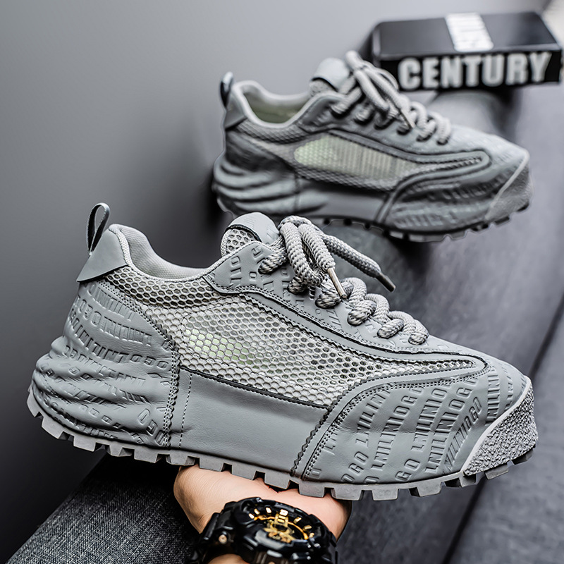 Zapatos de hombre de estación europea, malla de verano, zapatos de red huecos transpirables, zapatos deportivos para correr casuales, zapatos de moda de papá blanco pequeño de suela gruesa