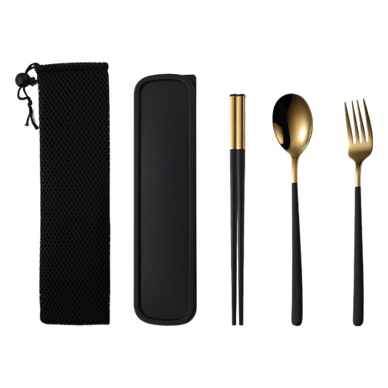 304 de acero inoxidable portátil vajilla traje de tres piezas de aleación palillos tenedor cuchara traje regalo del estudiante al por mayor