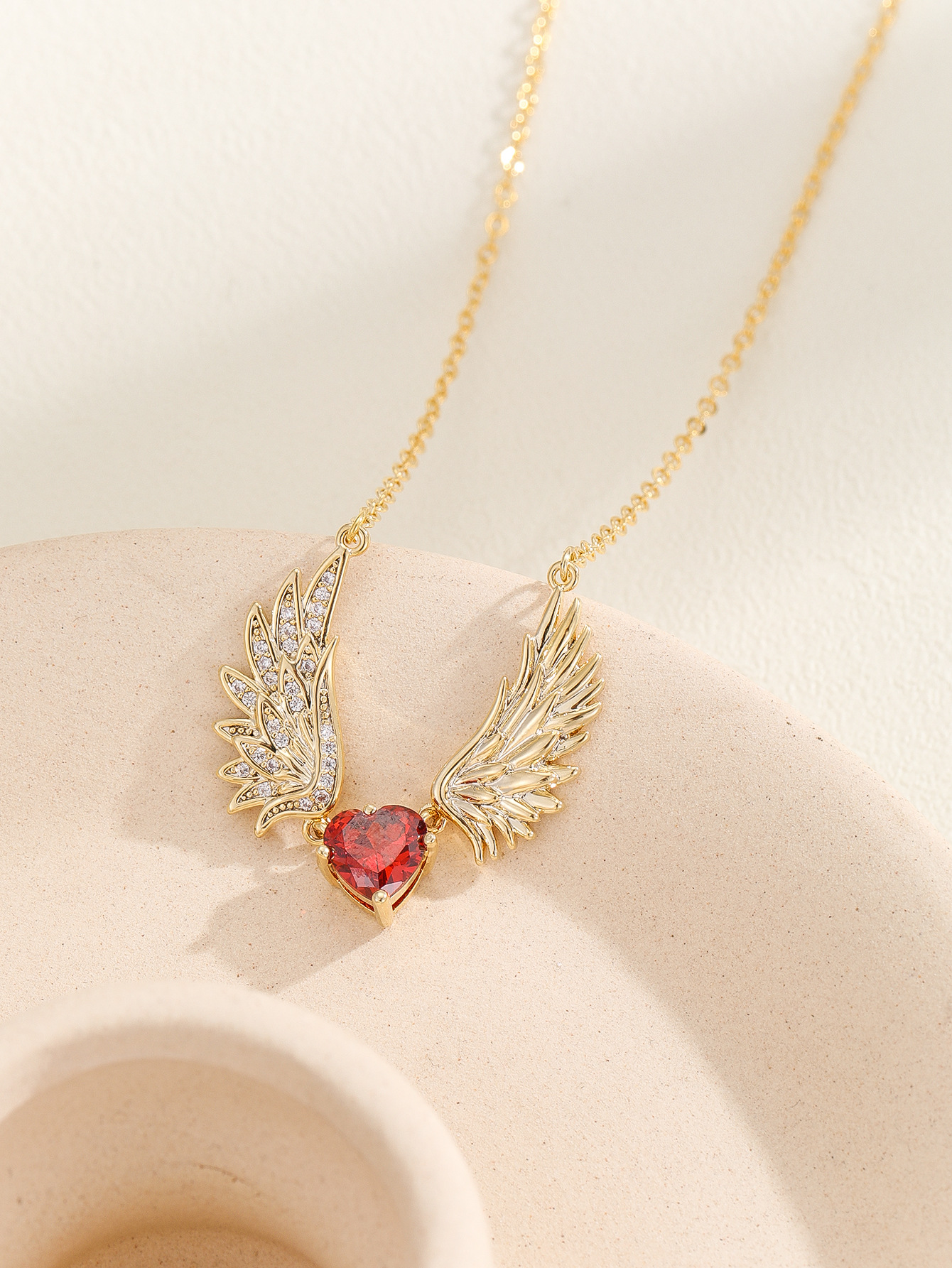 Belcher Chain Chain Type Middle East Popular Fashion Fashion Valentine's Day Gift Angel Wings Love Necklace