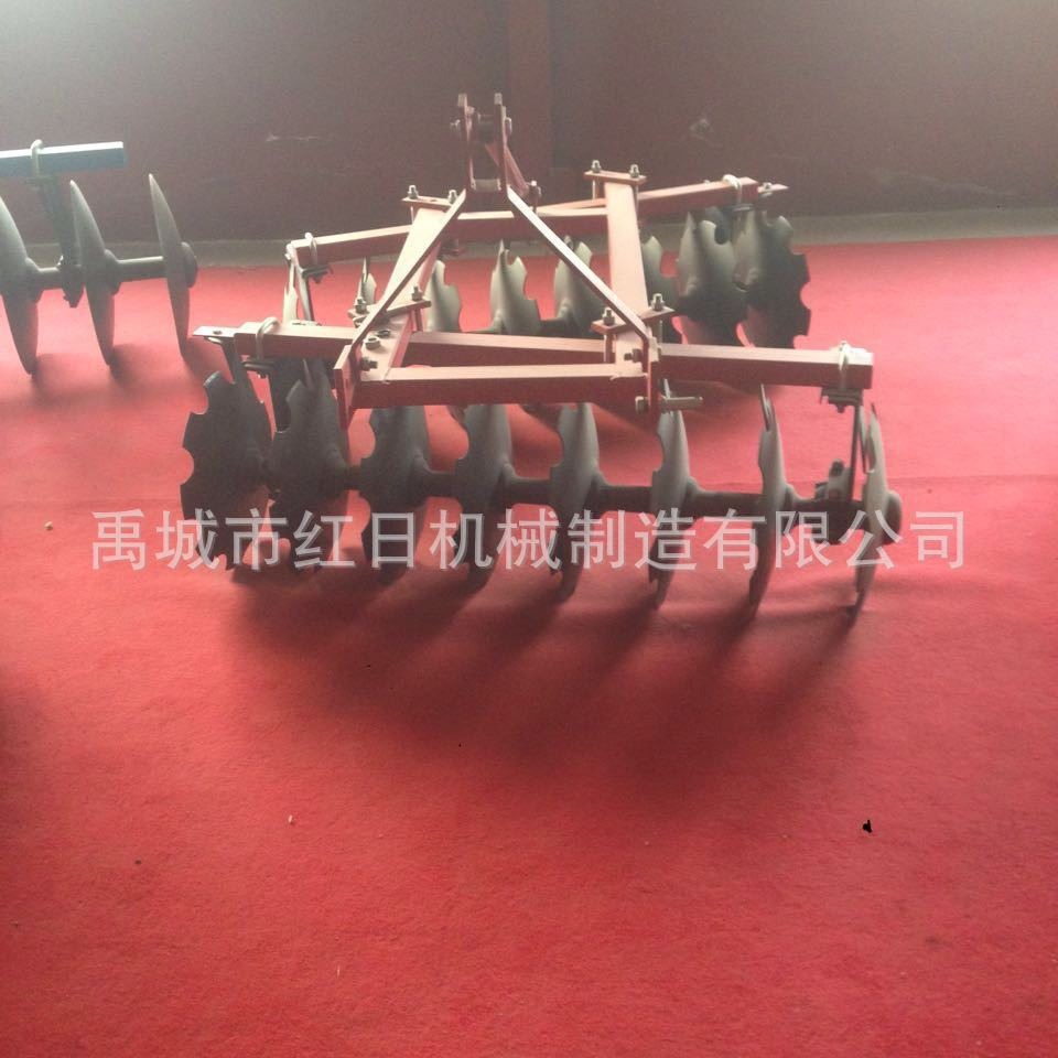 轻型圆盘耙   缺口圆盘耙   出口圆盘耙   拖拉机悬挂整地圆盘耙