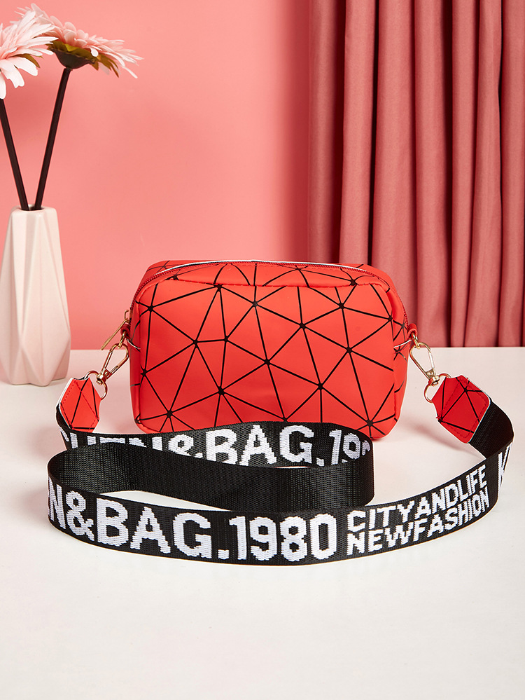 红色黑线 (5).jpg