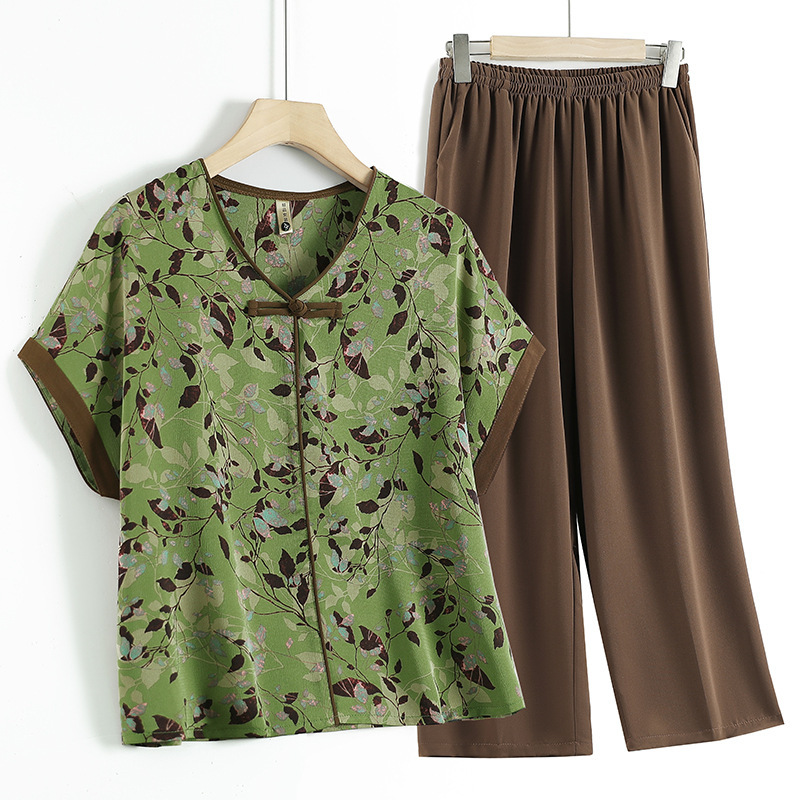 Middle-Aged and Elderly Women's Clothing Set, Short-Sleeve Top for Mom, Clothing for the Elderly, Grandma's Summer T-Shirt, Two-Piece Set for the Elderly
