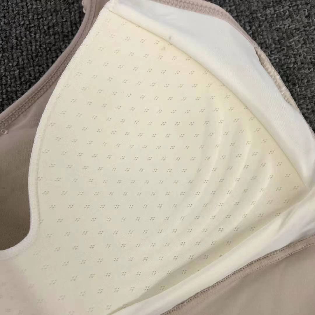 Nueva taza fija sin costuras de alta calidad, chaleco de dama sin anillo de acero, bra de yoga, ropa interior deportiva, mujer al por mayor
