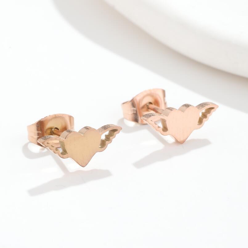 Fashion Heart Shape Wings Stainless Steel Plating Hollow Out Ear Studs 1 Pair